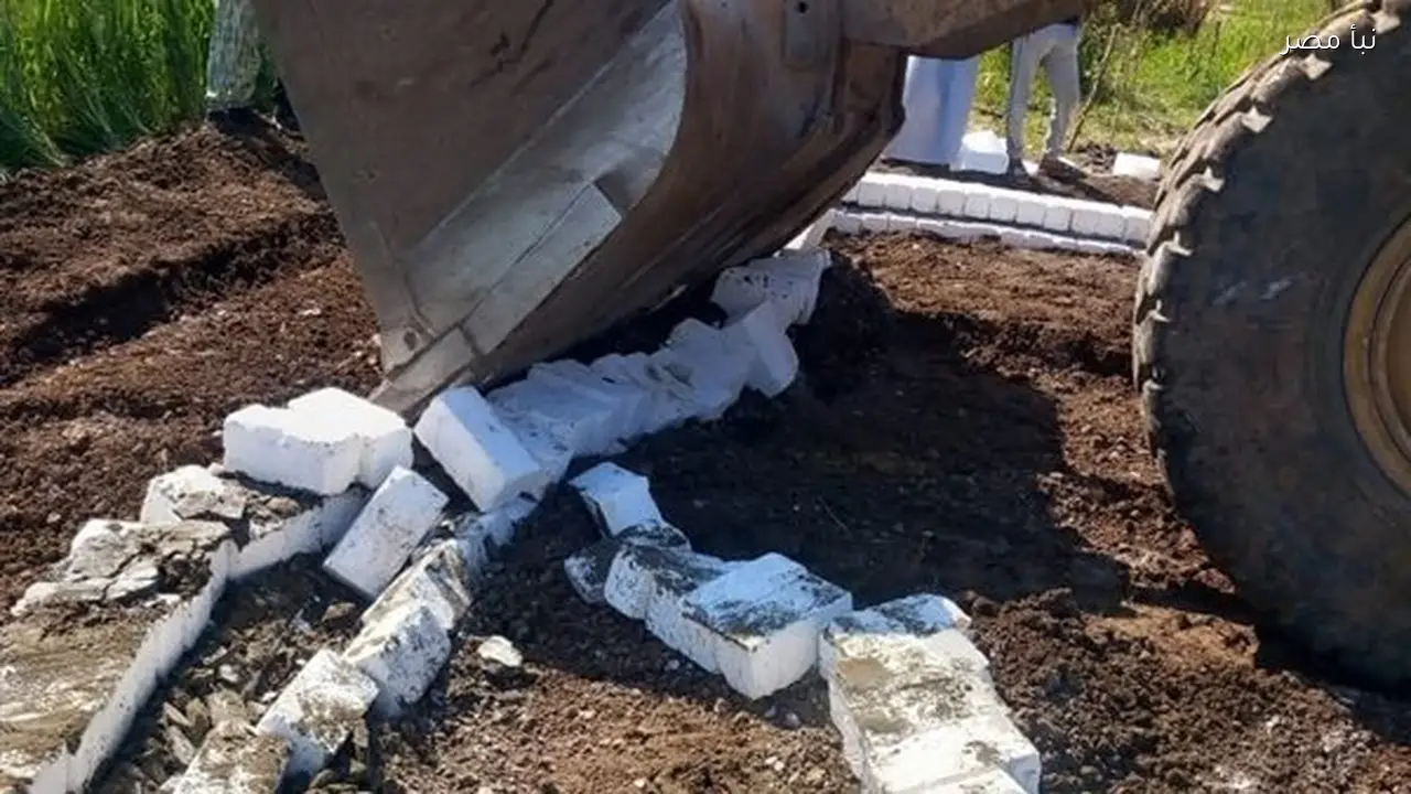 حملات لإزالة التعديات على الأراضي الزراعية في مركز المنيا لتعزيز الأمن الغذائي