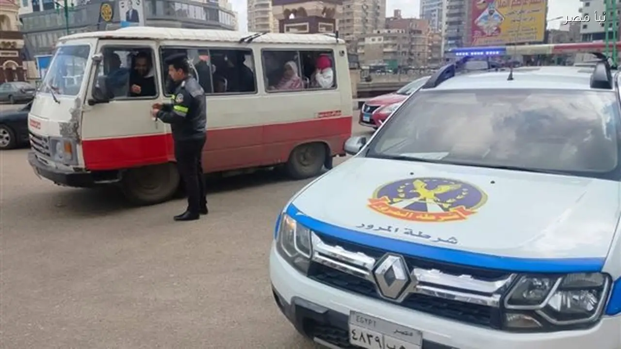 حملات مرورية في الشرقية لضبط سيارات السرفيس والتكاتك المخالفة