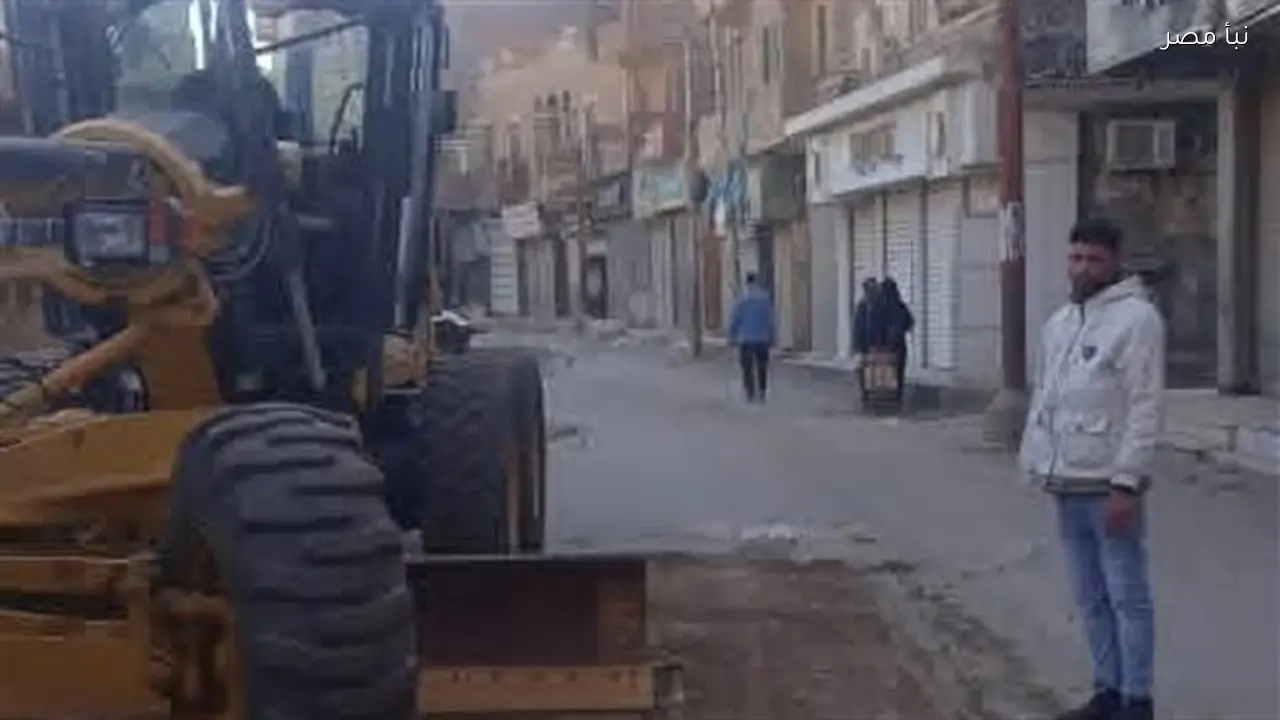 حملات مكثفة للوحدة المحلية بالفشن ببني سويف ترفع 30 طن قمامة وتوقف تعديات الأراضي