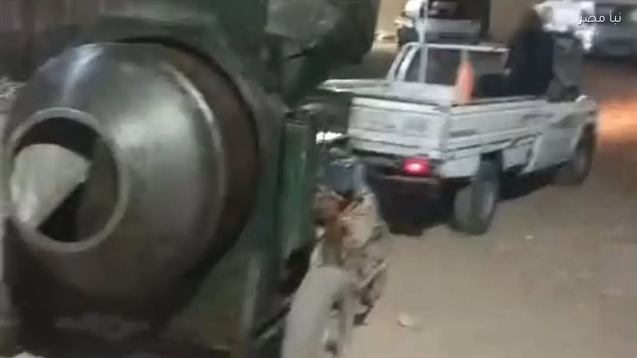 حملة ليلية في المنيا تمنع صب دور مخالف بعزبة جارحي