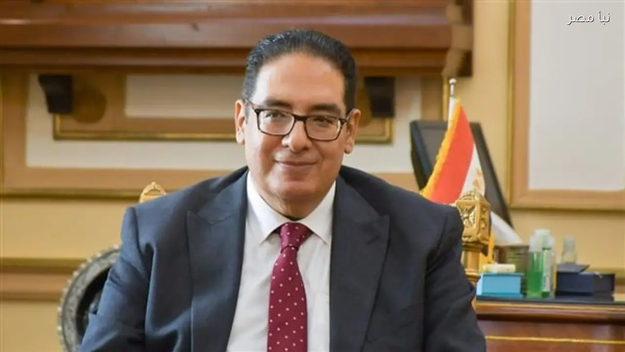 رئيس جامعة القاهرة يؤكد أهمية ريادة الأعمال كأحد مسارات التنمية في الجمهورية الجديدة