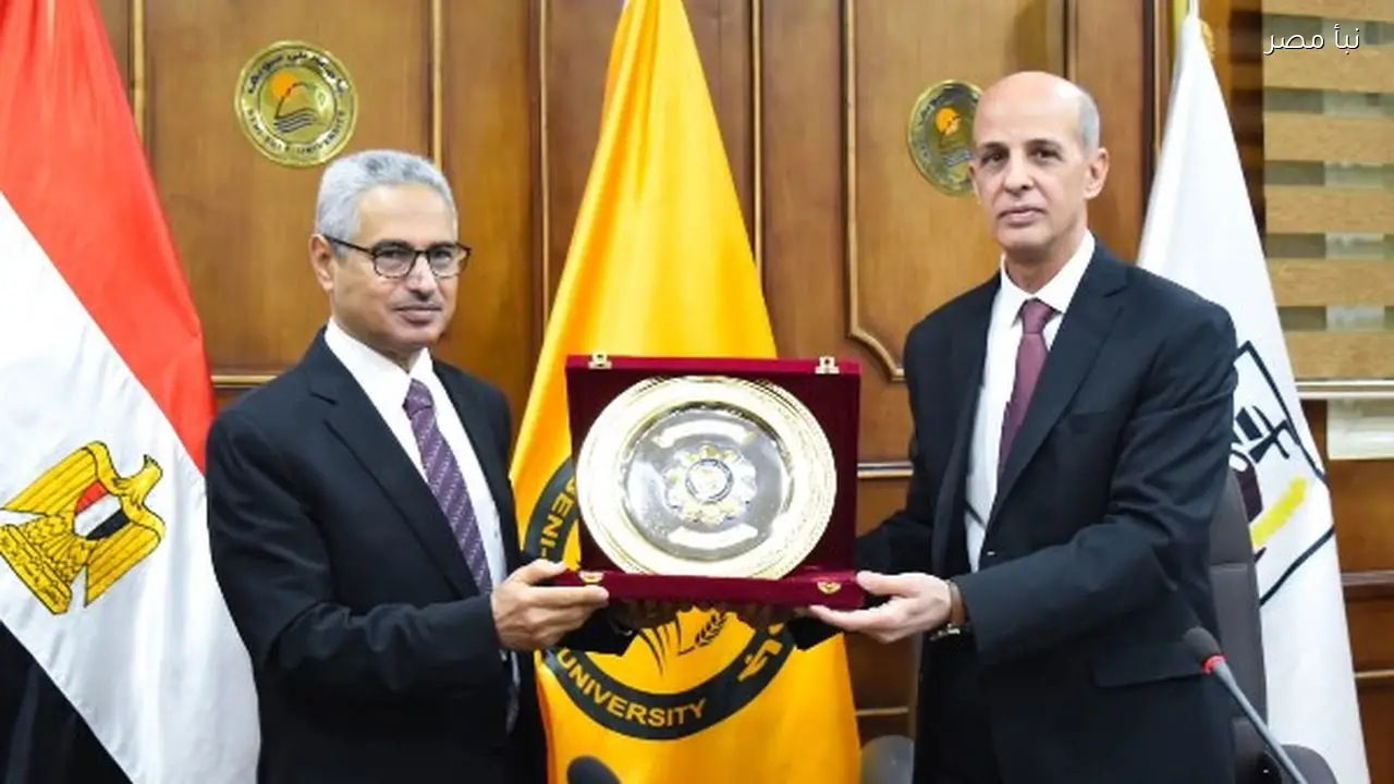 رئيس جامعة بني سويف يستقبل المحافظ في اجتماع لمجلس الجامعة لتعزيز التعاون المشترك