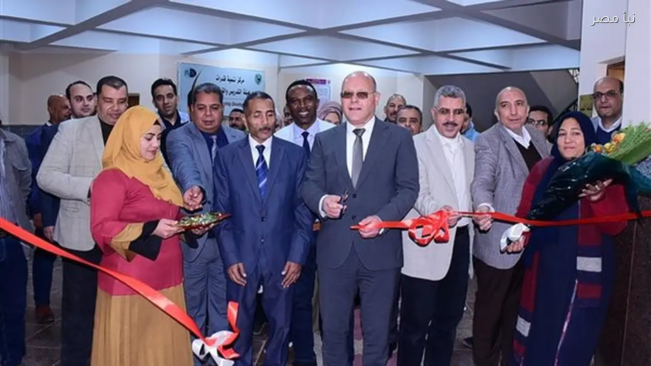 رئيس جامعة سوهاج يفتتح المركز الجديد لتنمية قدرات أعضاء هيئة التدريس بالجامعة