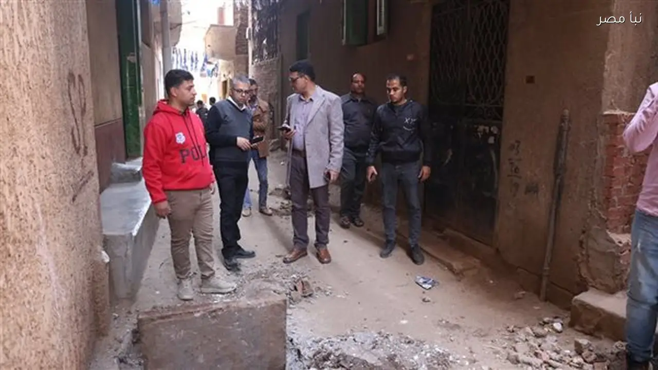 رئيس شركة المياه والصرف بالقليوبية يتابع تسليم 6938 وصلة صرف صحي في قريتي القشيش والمريج