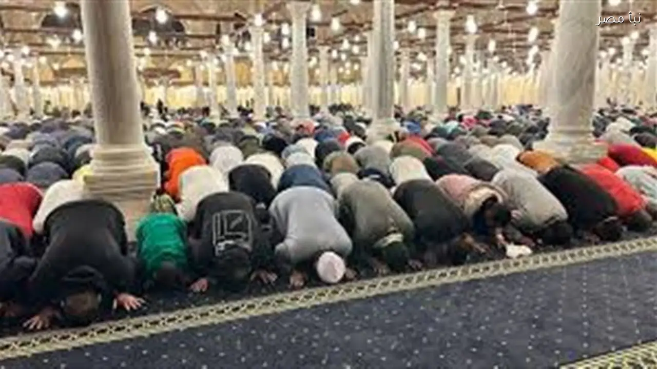 ستة آلاف مسجد تستقبل المصلين لصلاة التراويح في رابع أيام رمضان