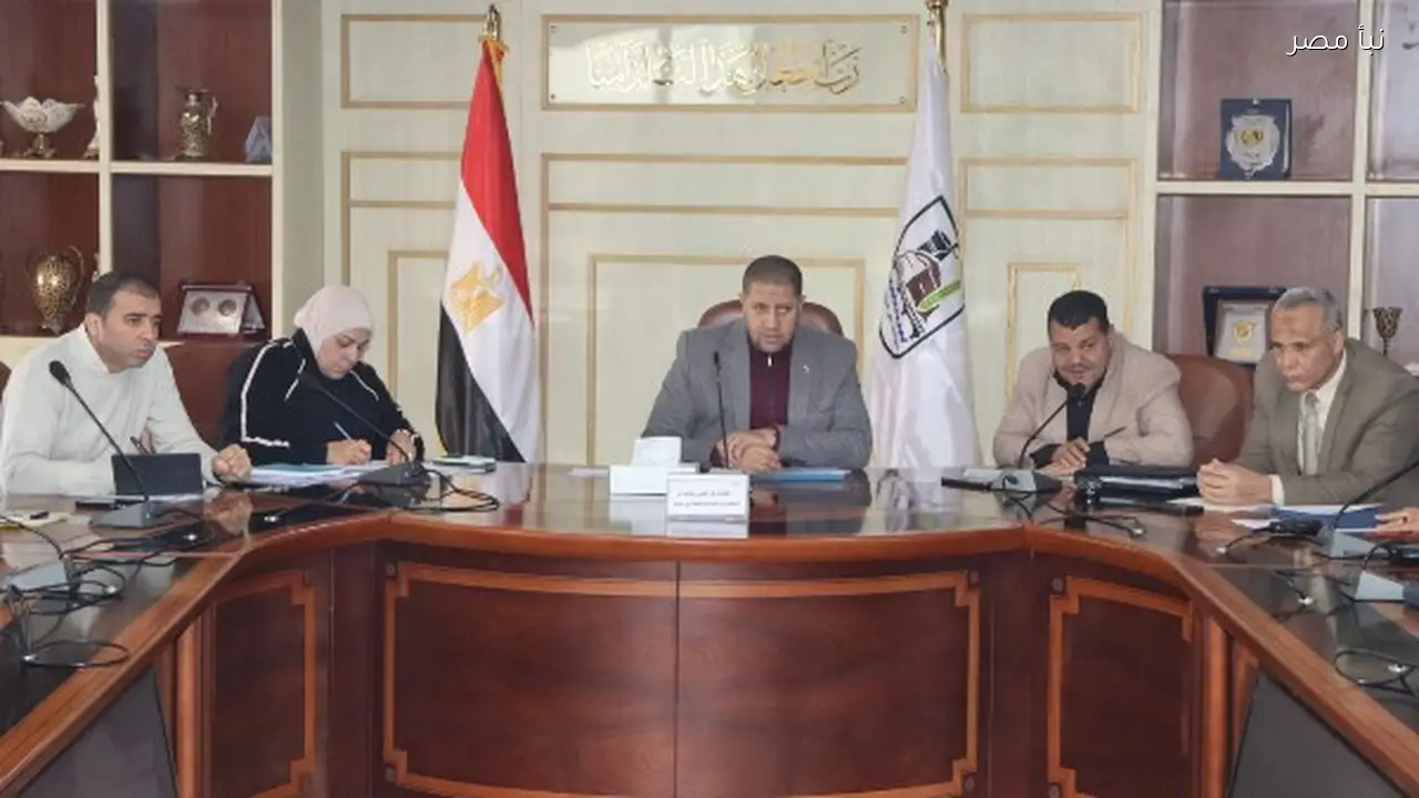 سكرتير بني سويف يطلع على مستجدات سير العمل في منظومة التصالح بمخالفات البناء