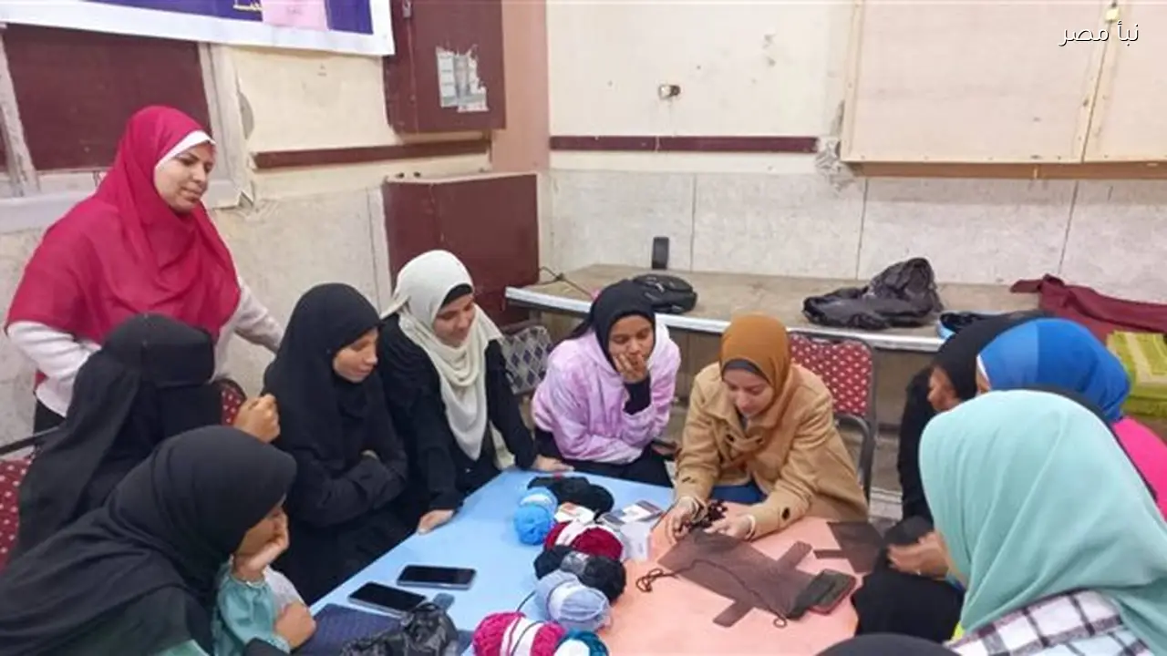 شباب أسيوط ينظمون دورات علمني حرفة بمراكز شباب القرى والمراكز لتعزيز المهارات المهنية