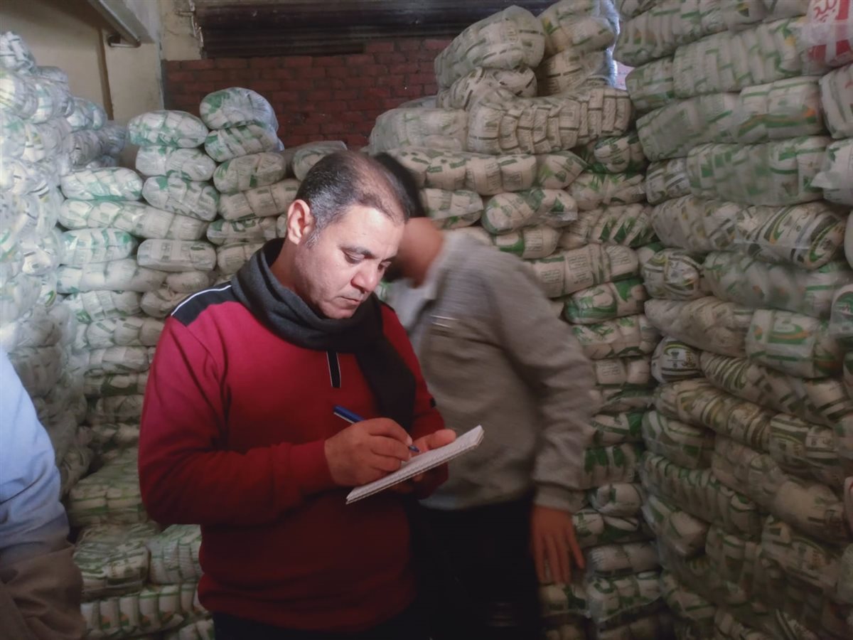 ضبط طن سكر ناقص الوزن وتحرر 59 مخالفة خلال حملة تموينية بالفيوم