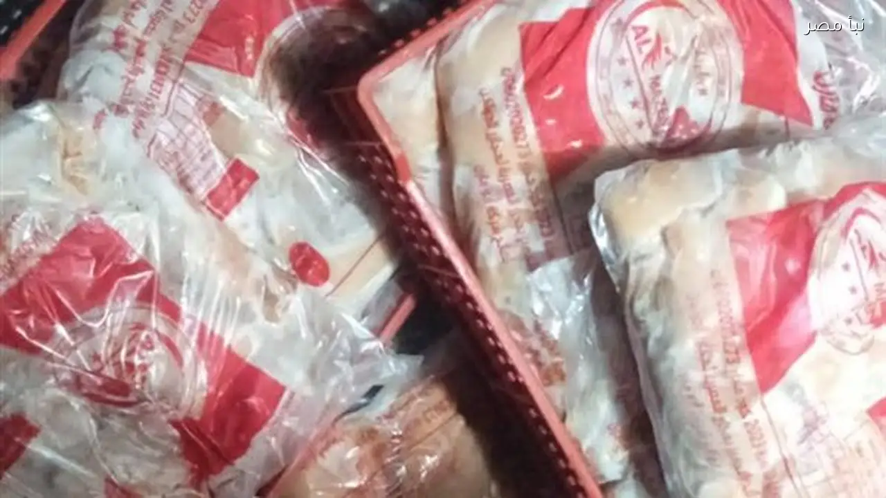 ضبط كميات كبيرة من الدواجن الفاسدة في مطعم بمدينة بنها