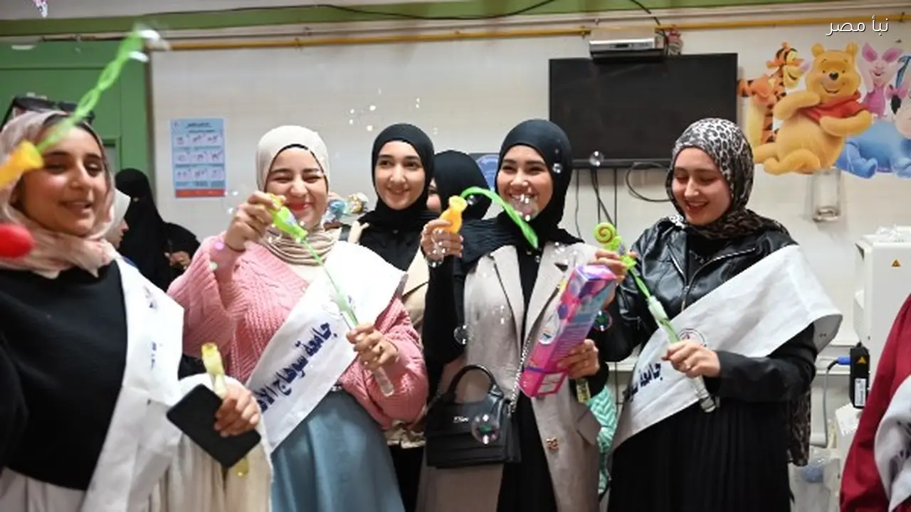 طلاب جامعة سوهاج الأهلية يطلقون مبادرة إنسانية لدعم أطفال المستشفى الجامعي