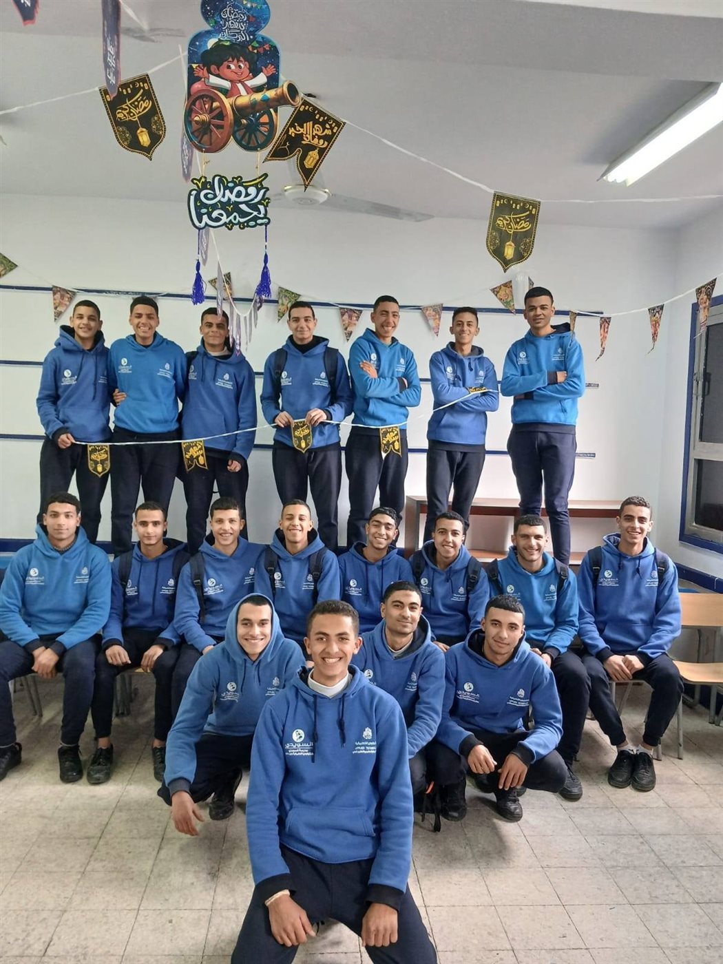 جانب من احتفالات الطلاب