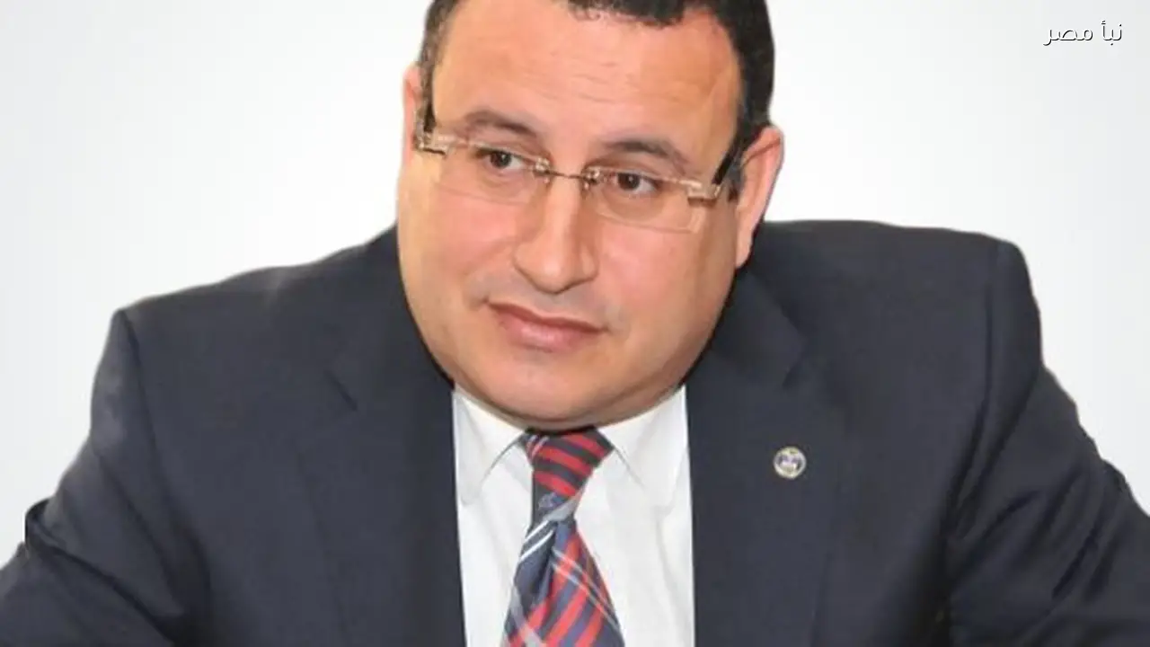 عبد العزيز قنصوة يصدر قرارًا بتعيين أحمد عادل قائمًا بعمل رئيس جامعة الإسكندرية بعد توليه الوزارة