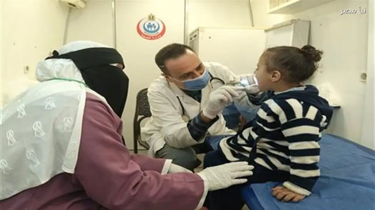 فحص أكثر من 1500 مريض ضمن قافلة طبية في قرية الجزائر بالمنيا
