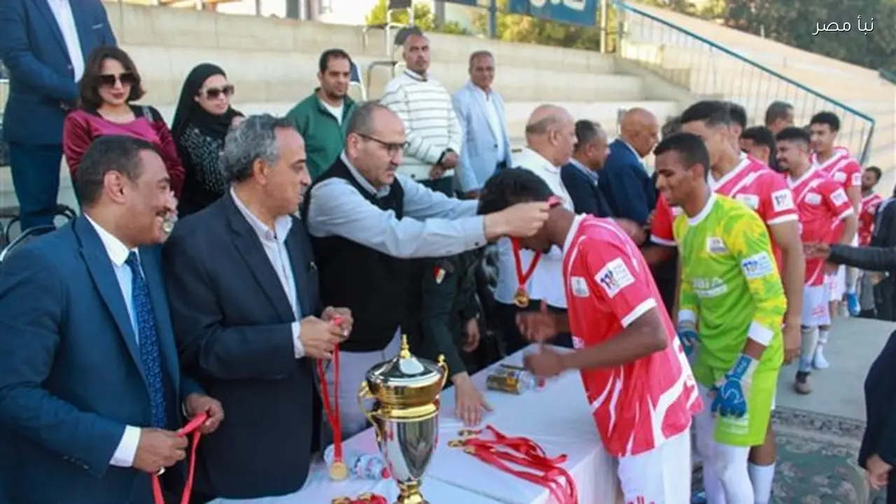 فريق سيدي عبد الرحيم يتوج بلقب النسخة الحادية عشرة من دوري مراكز الشباب في قنا