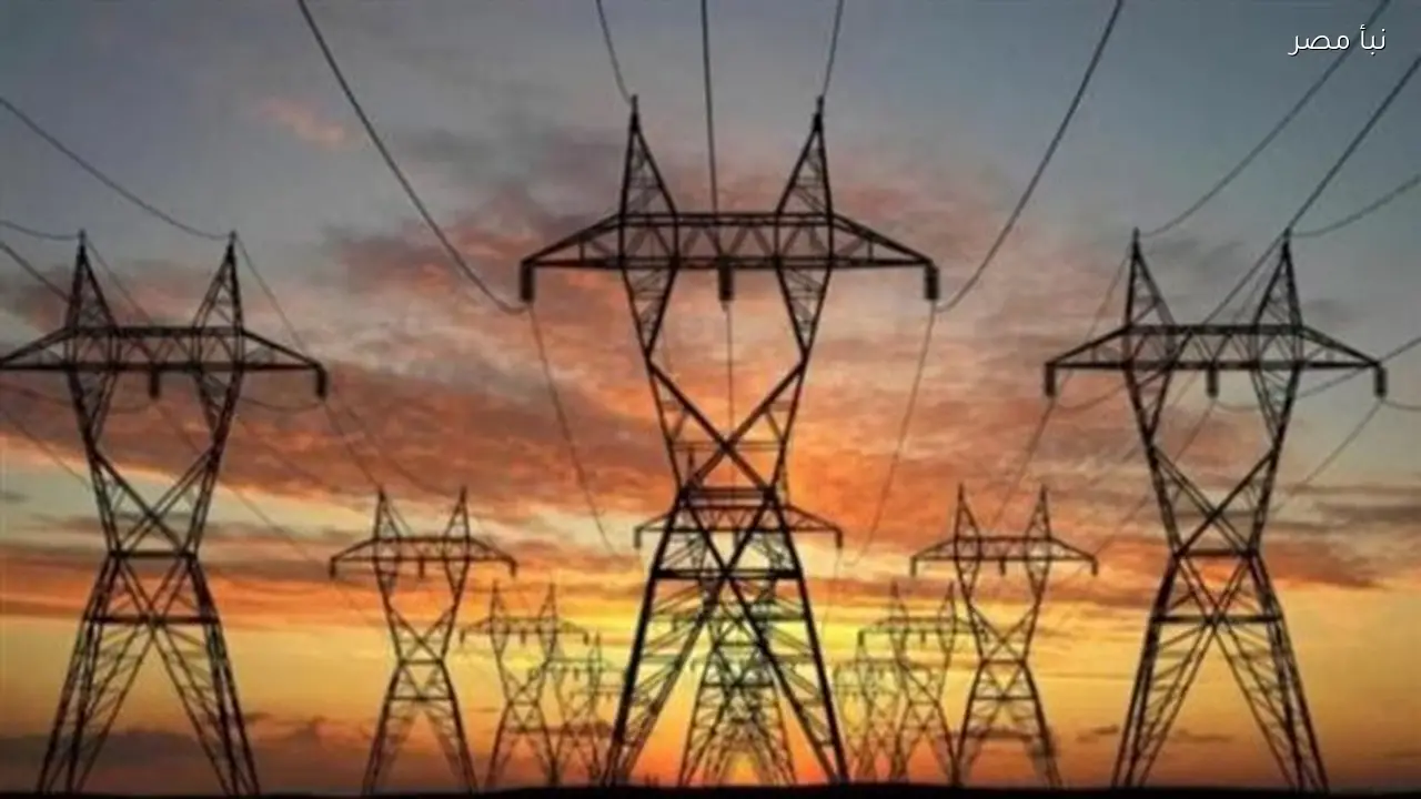 فصل التيار الكهربائي عن ثماني مناطق في إدفو بأسوان لمدة أربع ساعات اليوم
