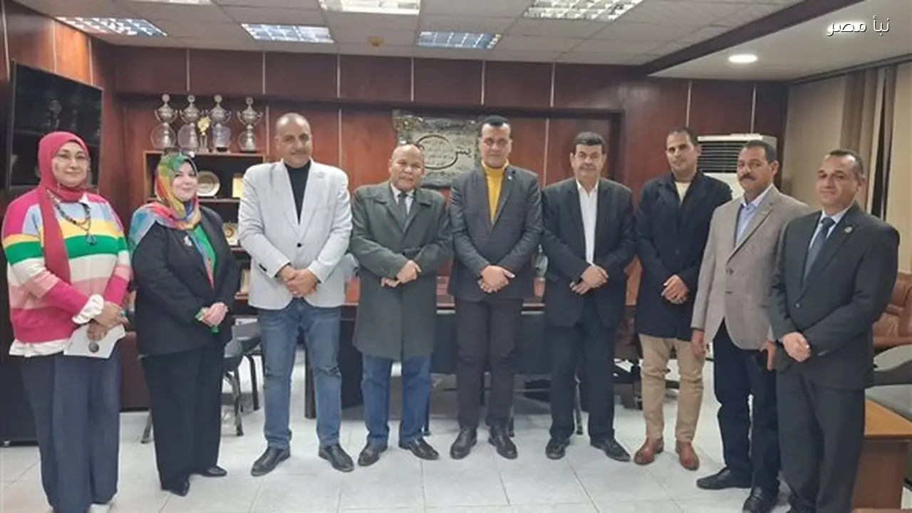 قيادات شابة تدير مدارس سوهاج بعد تكليف خريجي برنامج ألف مدير مدرسة