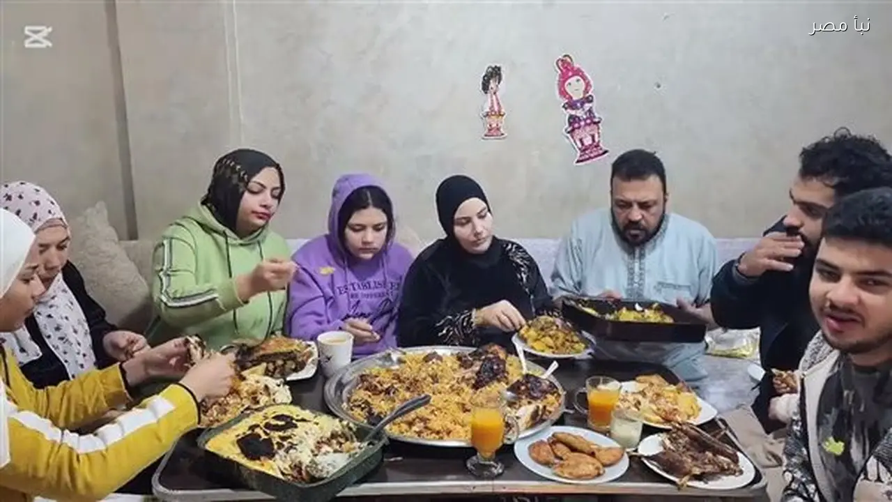 مائدة رمضان في المنيا تقدم أكلات صعيدية تتميز بالطابع العائلي والمذاق الأصيل