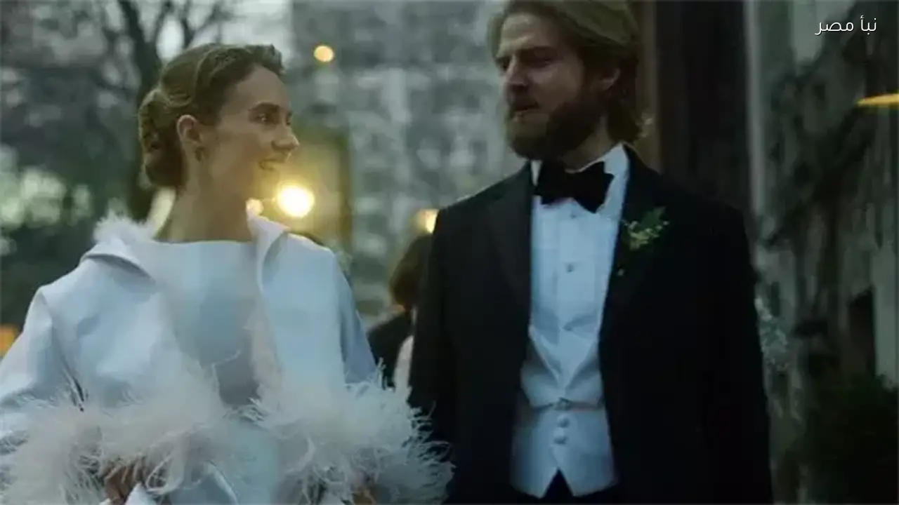 مايا هوك تحتفل بزفافها المفاجئ على كريستيان لي هاتسون في نيويورك بمناسبة عيد الحب