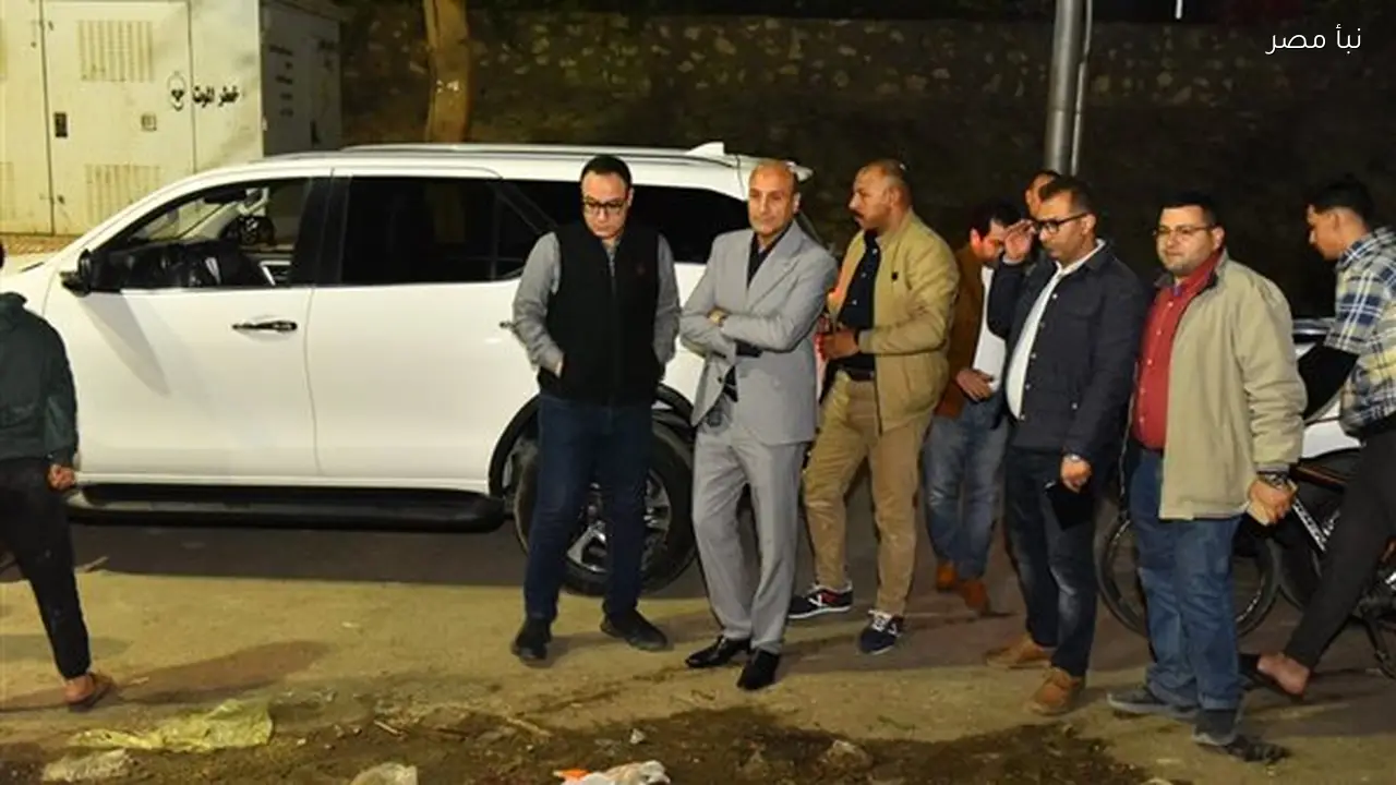 محافظ أسيوط يتفقد مستوى النظافة والانضباط في شوارع المحافظة بشكل مستمر