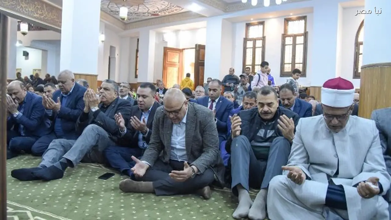 محافظ الإسكندرية يفتتح مشروع تطوير مسجد الحاجة زينب نوار في منطقة الظاهرية