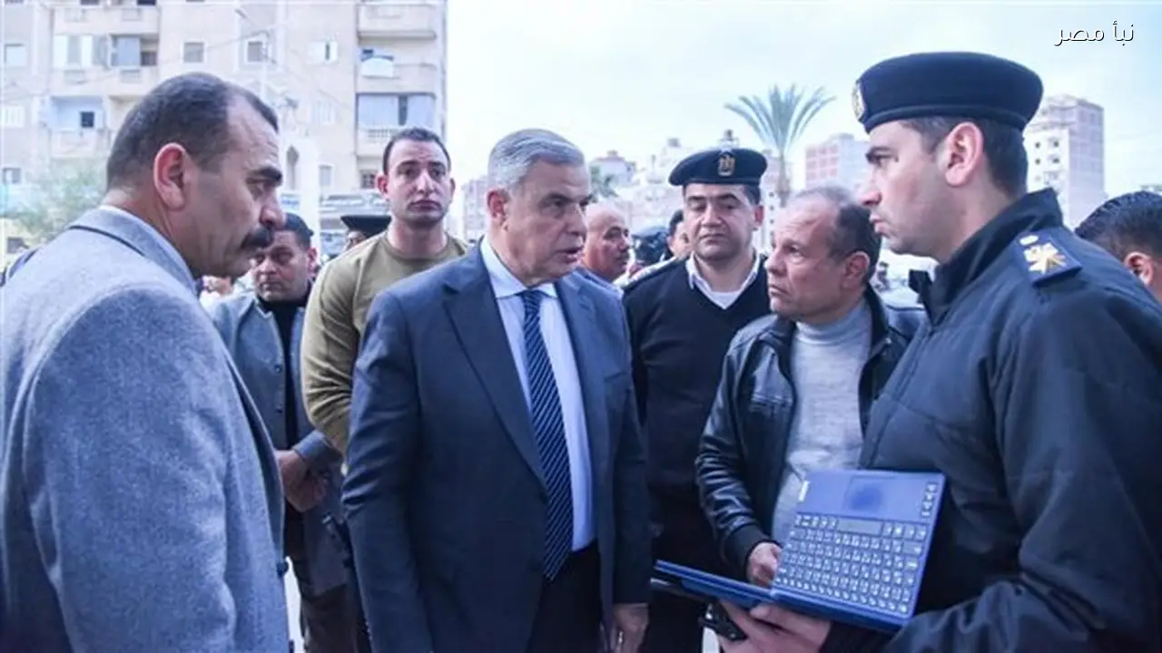 محافظ الإسكندرية يوجه بإعادة تخطيط موقف الكيلو 21 بالعجمي