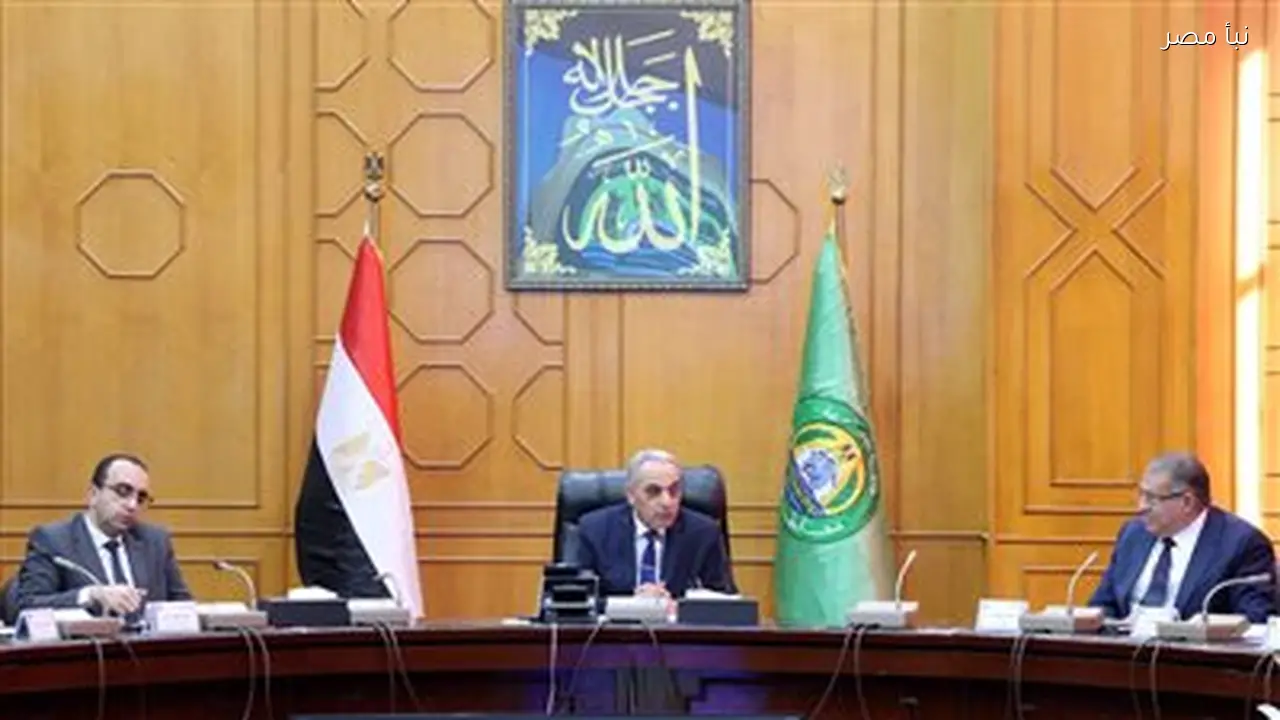 محافظ الإسماعيلية يعلن خطة جديدة لاستعادة بريق المدينة ويحدد الأربعاء يومًا لخدمة المواطنين