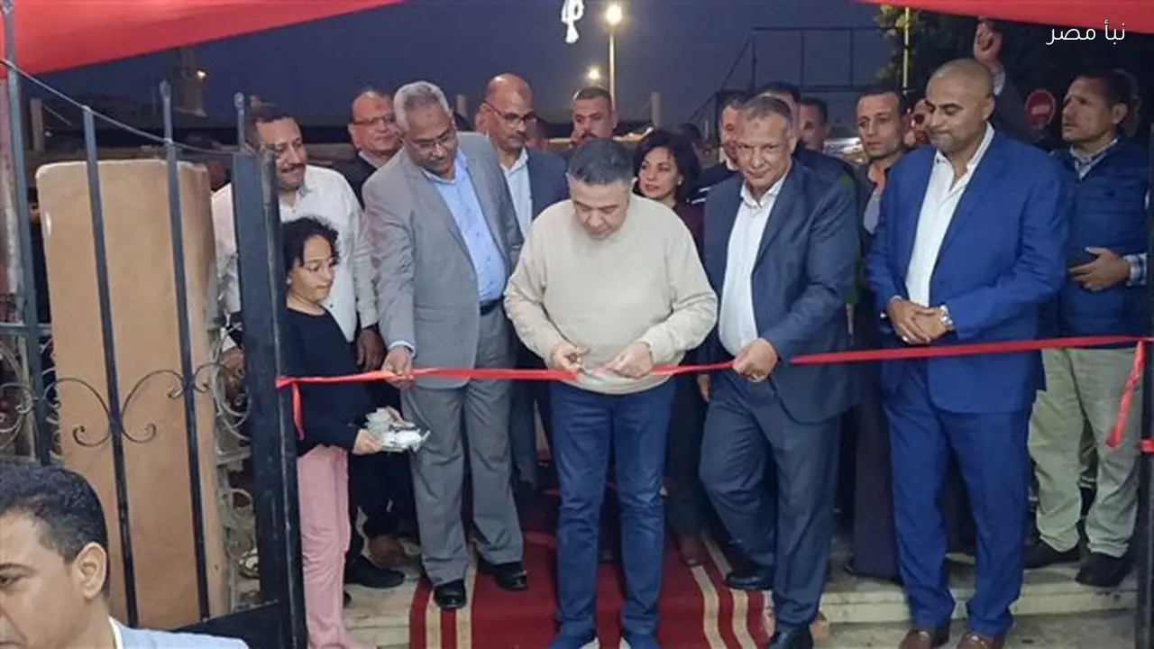 محافظ البحر الأحمر يفتتح معرض أهلًا رمضان لتوفير السلع بأسعار مخفضة للمواطنين