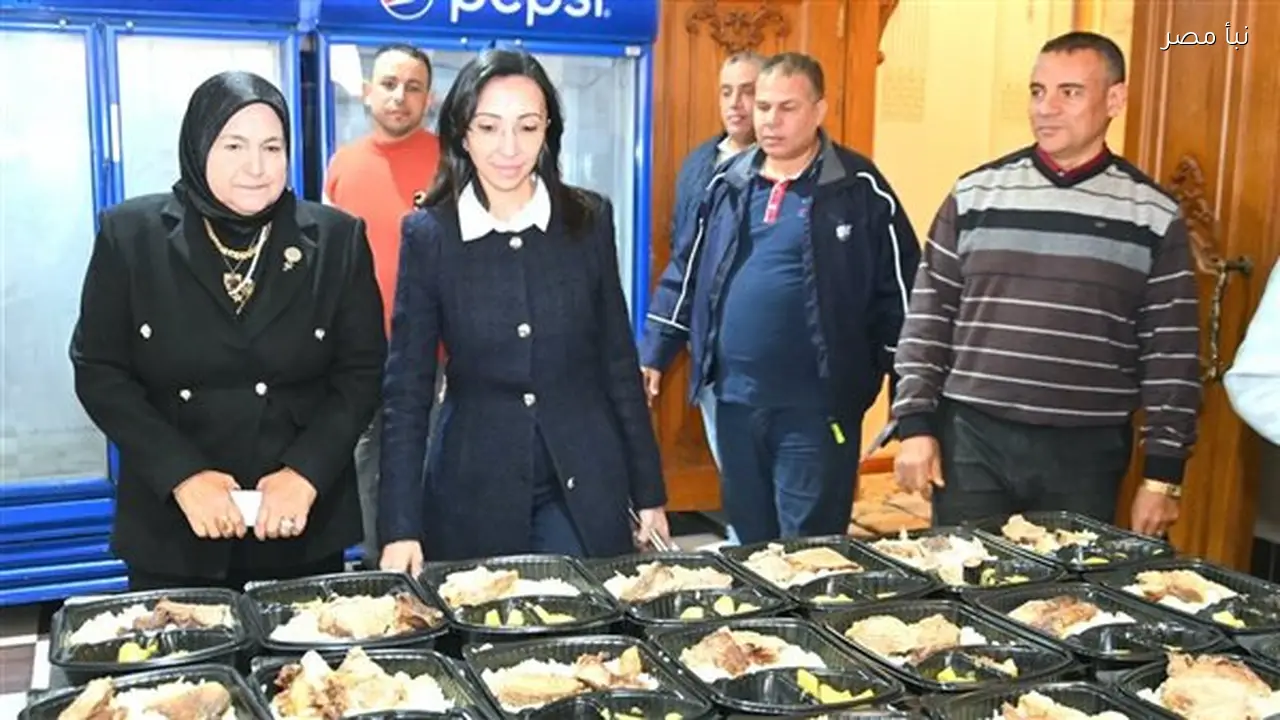 محافظ البحيرة تتفقد مطبخ المصرية لدعم الأسر المحتاجة وتعزيز جهود الإغاثة