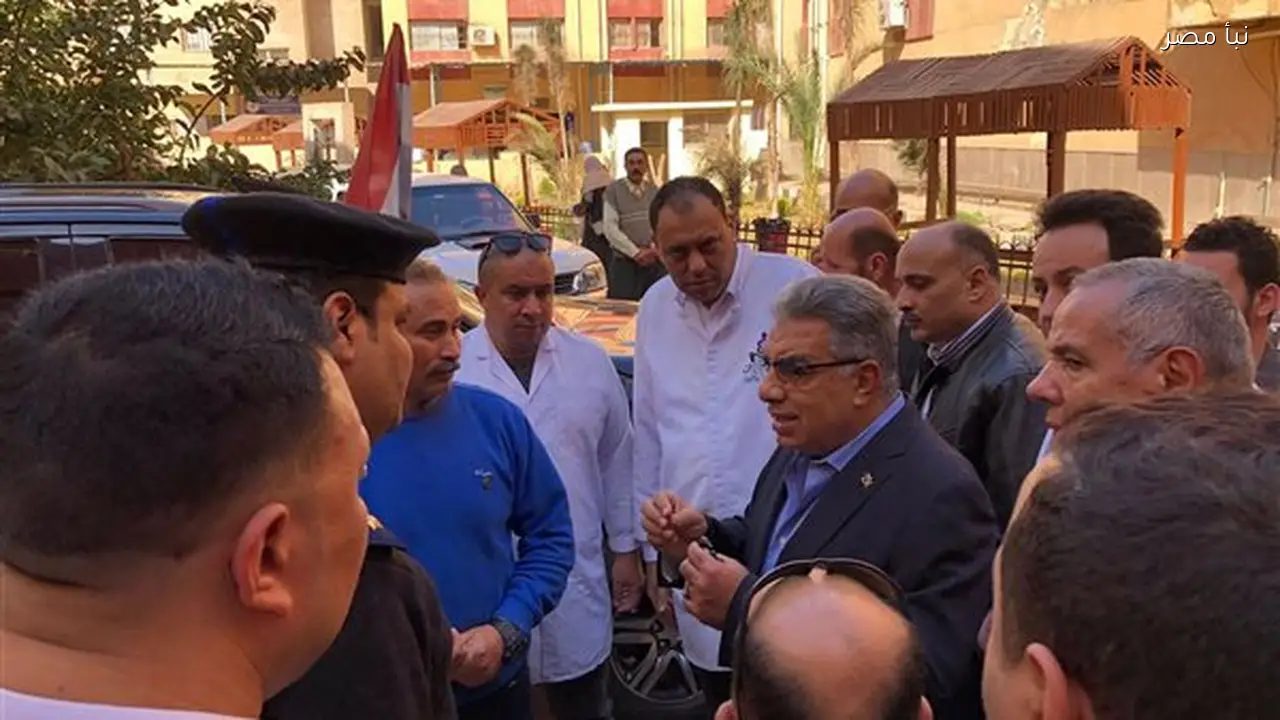 محافظ الدقهلية يقدم التعازي لأسر ضحايا انقلاب سيارة عمال السنبلاوين ويؤكد على متابعة حالة المصابين