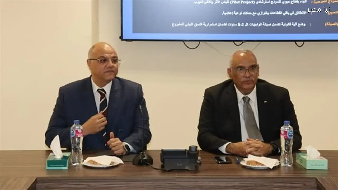 محافظ القليوبية يناقش تطوير واجهات المباني على الطريق الدائري لتعزيز الهوية البصرية للمحافظة