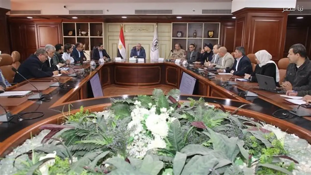 محافظ بني سويف يتابع تنفيذ مشروعات المرحلة الأولى من مبادرة حياة كريمة