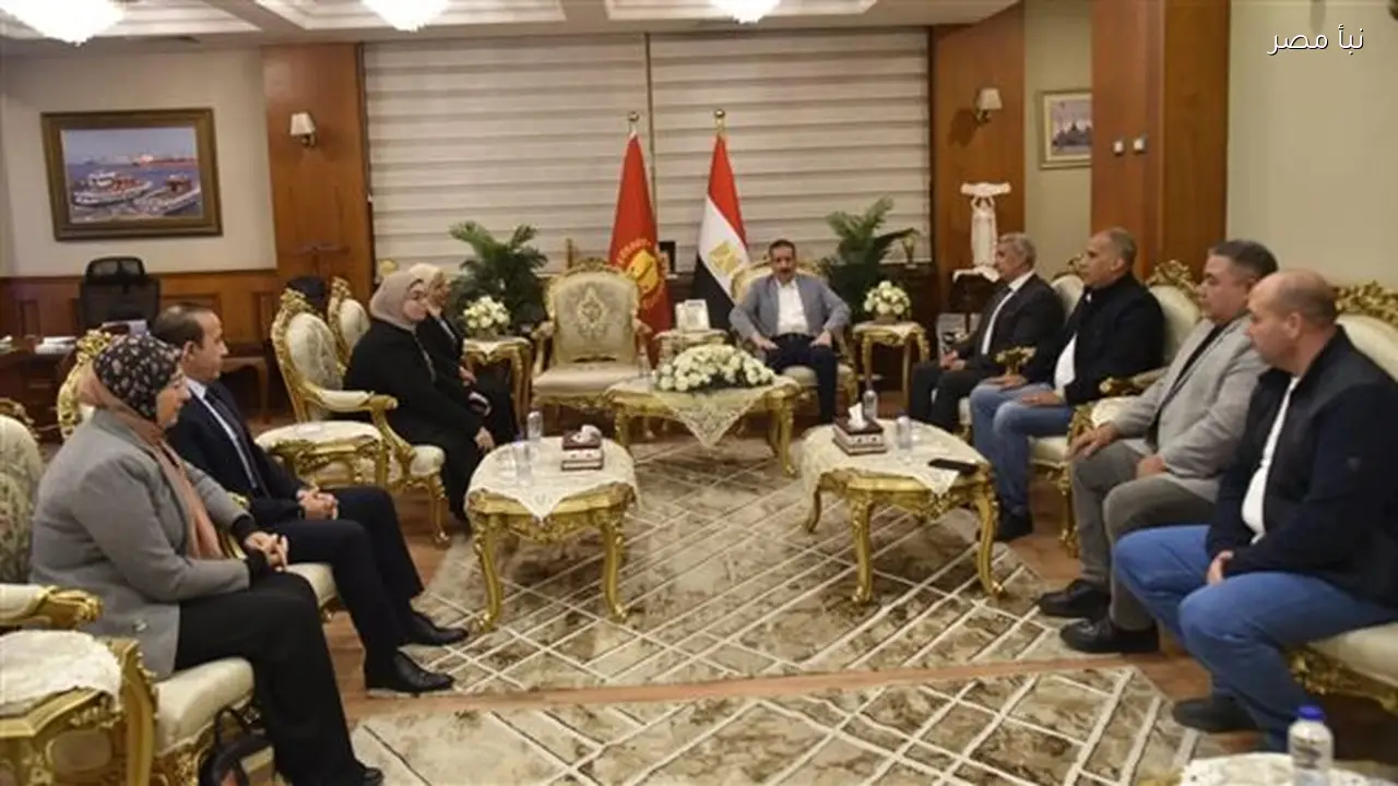 محافظ بورسعيد يوجه بتكثيف الرقابة ورفع درجة الاستعداد لاستقبال شهر رمضان في أول يوم عمل