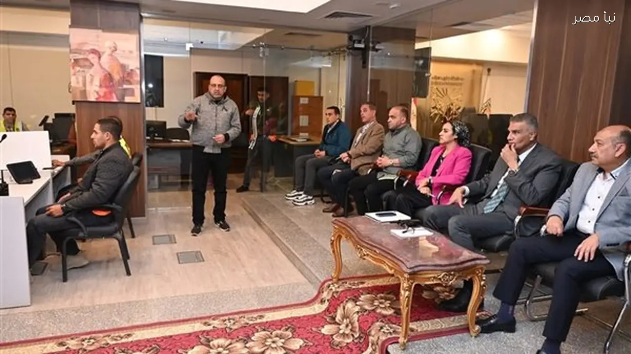 محافظ جنوب سيناء يقوم بجولة تفقدية لمقر الشبكة الوطنية للطوارئ والسلامة العامة