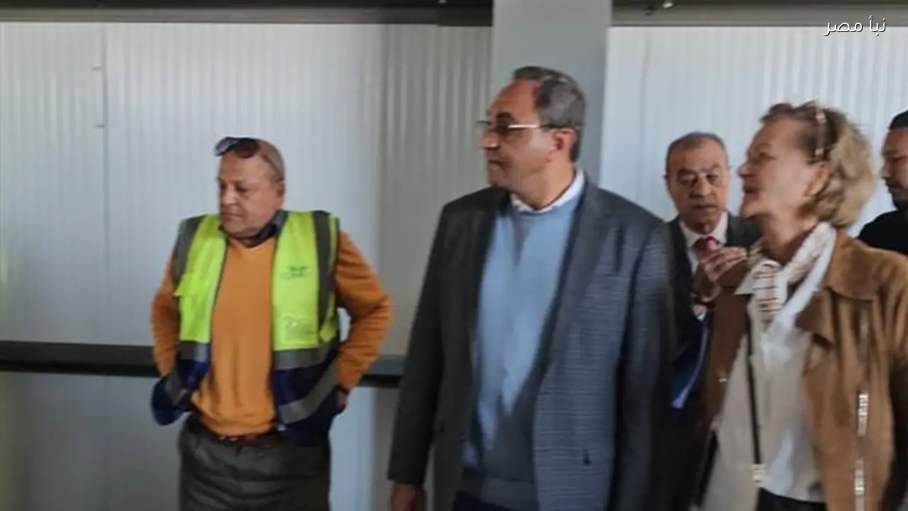 محافظ قنا يلتقي سفيرة الاتحاد الأوروبي لمتابعة مشروعات إدارة المخلفات الصلبة في قوص