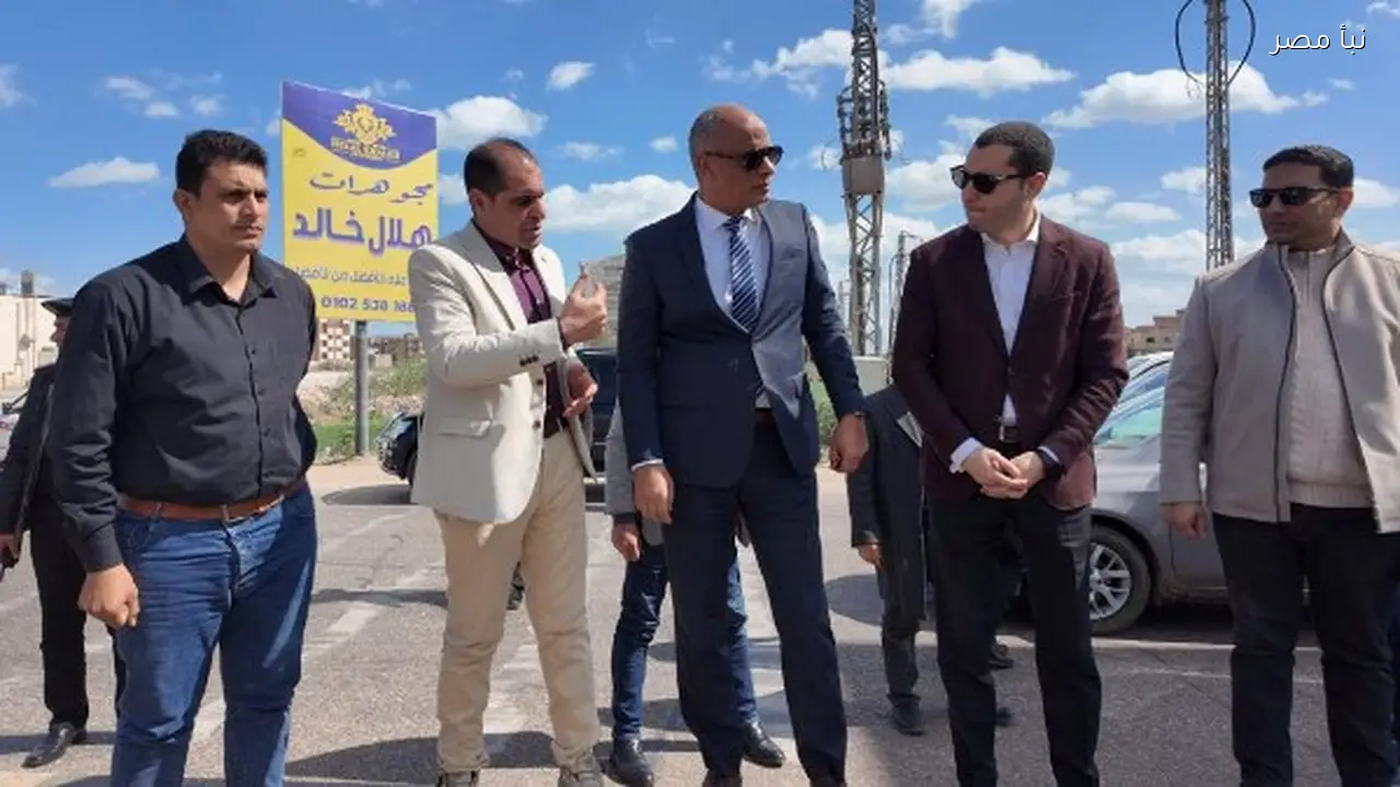 محافظ كفر الشيخ يتفقد تطوير محور 30 يونيو وزراعة الأشجار المثمرة في المنطقة