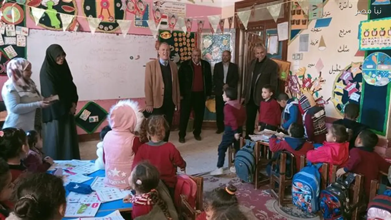 مدير تعليم أسيوط يتفقد تنفيذ البرامج العلاجية في مدارس بني زيد بالفتح