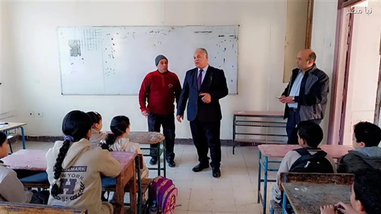 مدير تعليم الفيوم يؤكد أهمية الانضباط في العملية التعليمية منذ بداية الفصل الدراسي الثاني