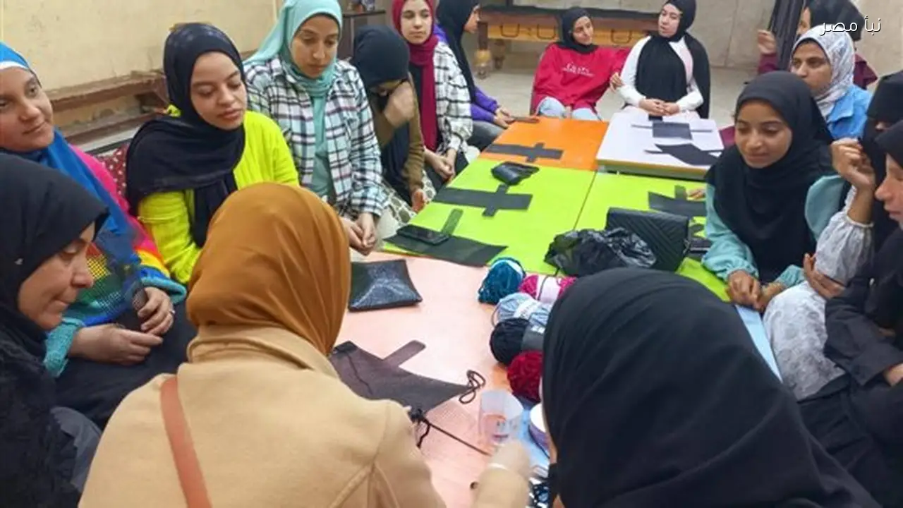 مديرية شباب أسيوط تطلق دورات تدريبية لبرنامج علمني حرفة في مركز الغنايم