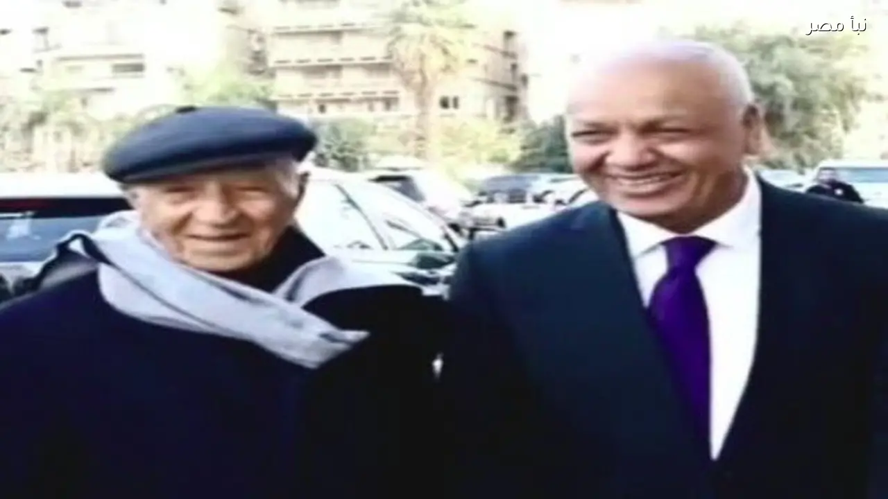 مصطفى بكري ينعي شيخ الإذاعيين فهمي عمر ويصفه برمز الصعيد