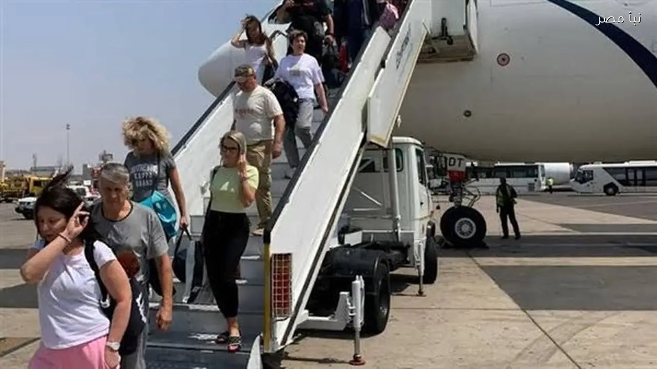 مطار الغردقة الدولي يشهد نشاطًا سياحيًا متزايدًا مع ارتفاع عدد الرحلات خلال 48 ساعة