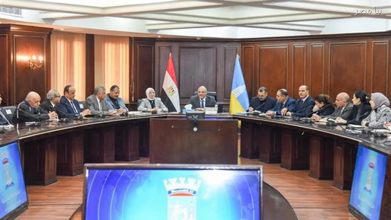 مكتب محافظ الإسكندرية مفتوح لاستقبال المقترحات وأفكار التطوير من التنفيذيين