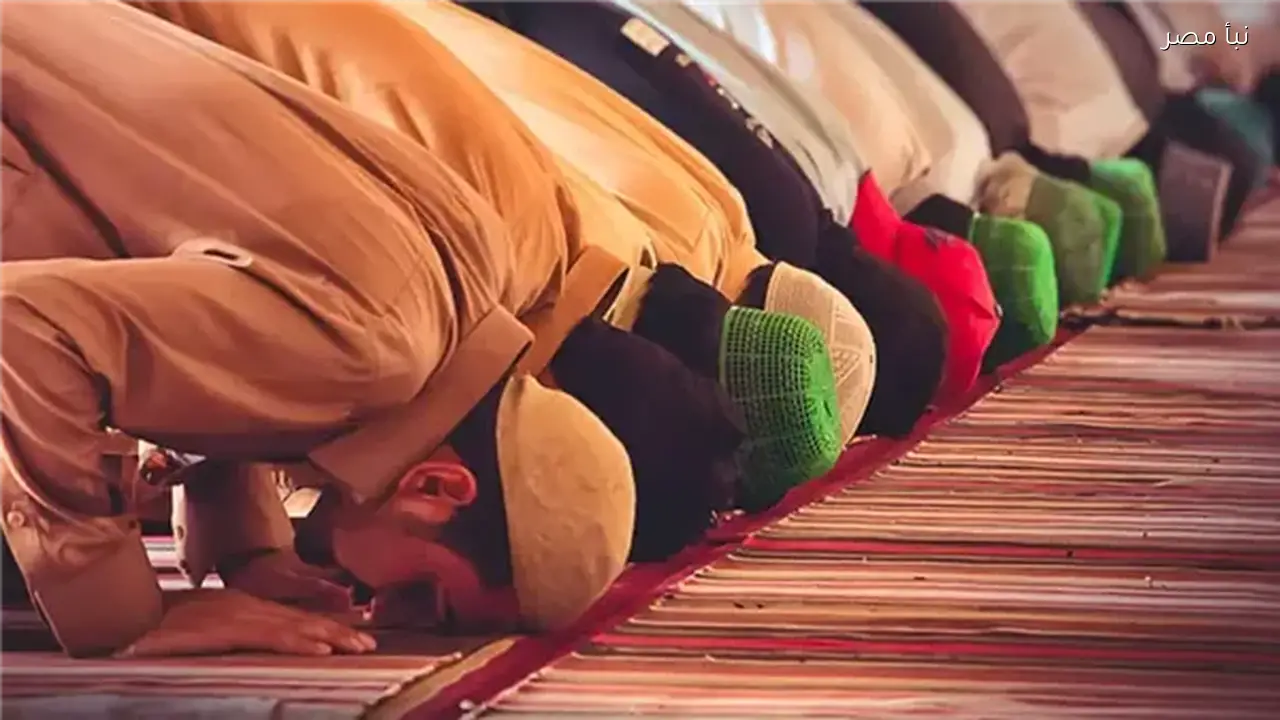 مواقيت الصلاة ليوم الأحد الثامن من فبراير لعام ألفين وستة وعشرين