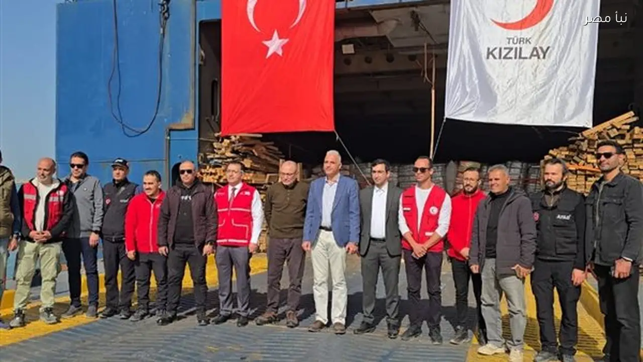 ميناء العريش يستقبل أكبر سفينة غذائية تركية استعدادا لدخولها إلى غزة