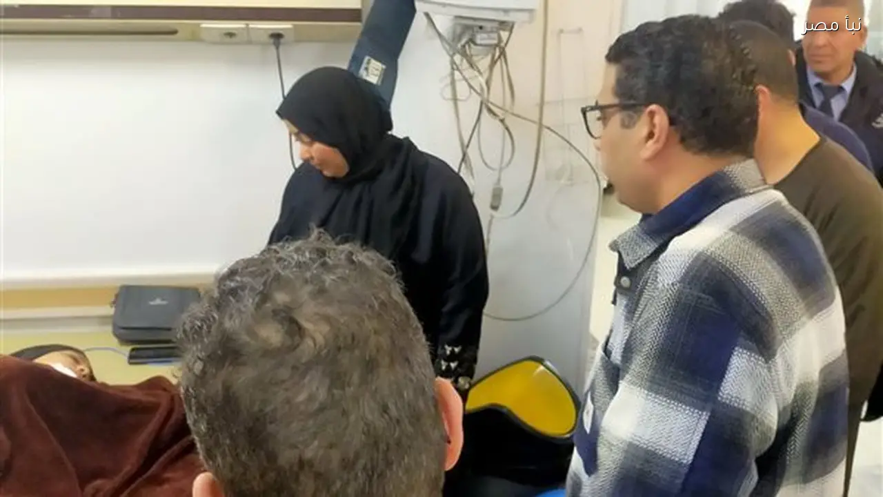 نائب محافظ الأقصر يتفقد مصابي حادث ميكروباص أرمنت ويوجه بتقديم الرعاية اللازمة لهم