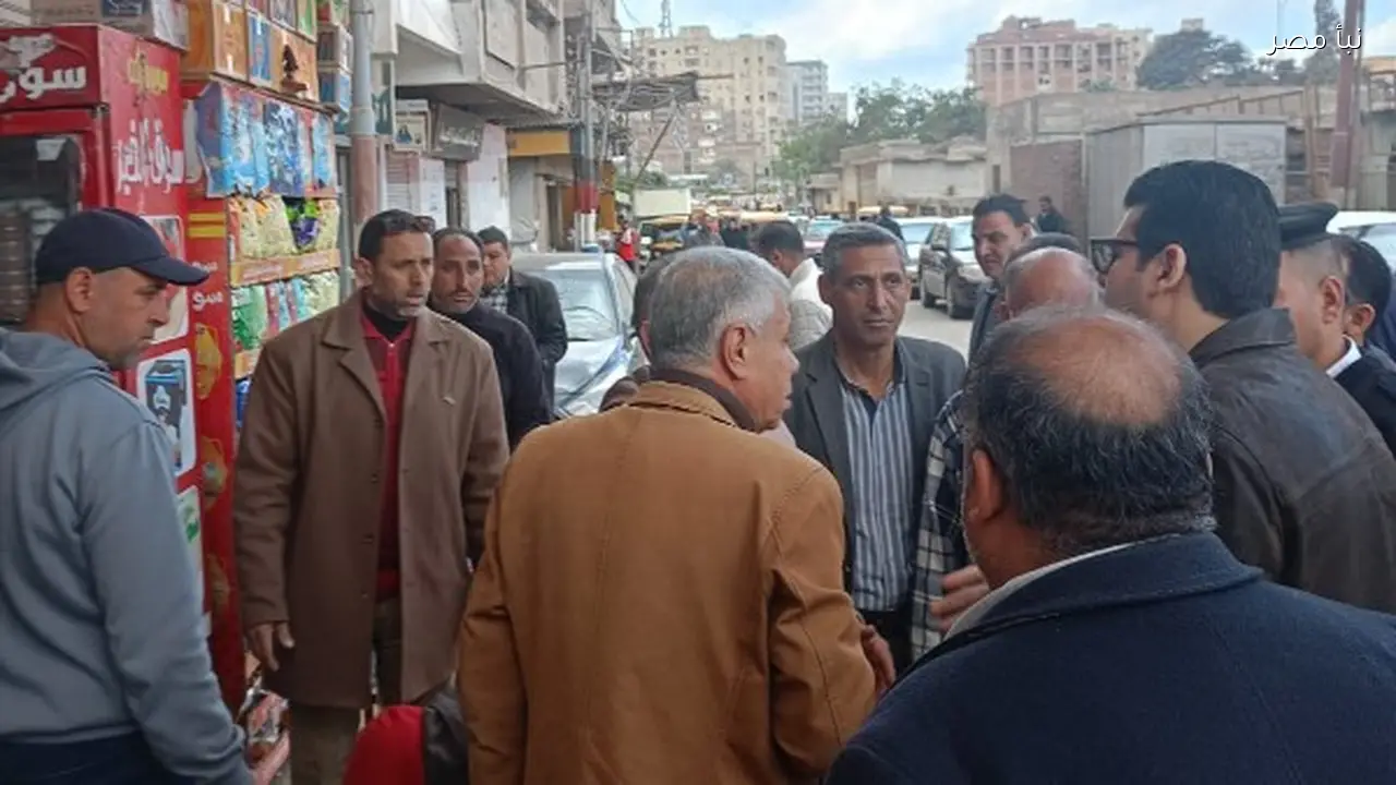 نائب محافظ الشرقية يتولى حملة شاملة لإزالة الإشغالات من شوارع فاقوس