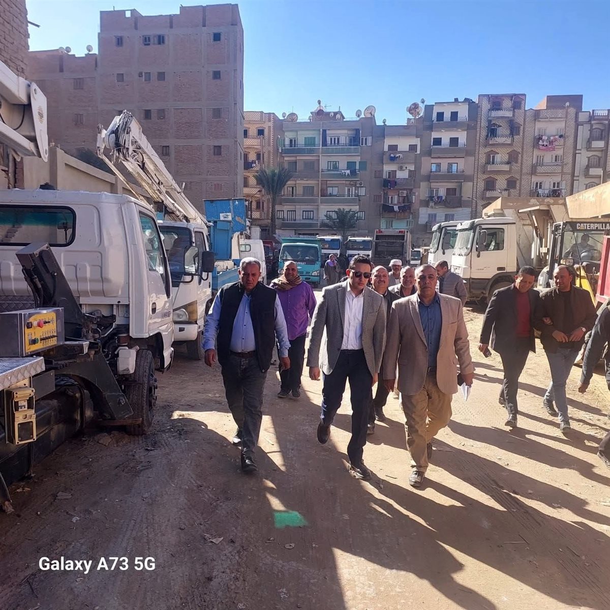 نائب محافظ الفيوم يتفقد مصنع تدوير القمامة بالعدوة ويقيّم كفاءة المعدات