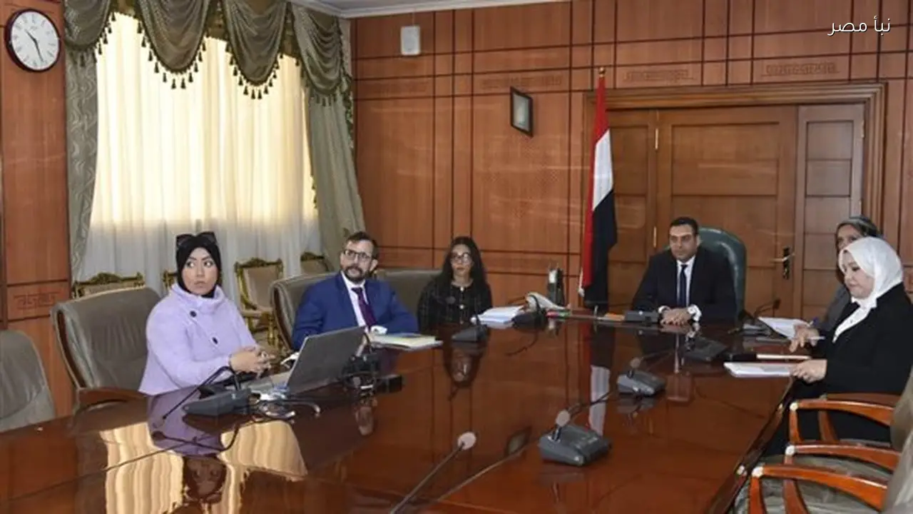 نائب محافظ بورسعيد يلتقي وفدًا كنديًا لمناقشة سبل التعاون المشترك