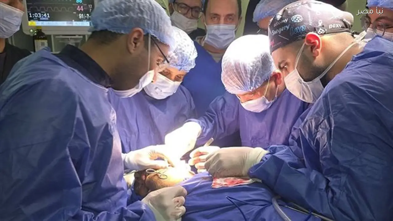 نجاح 8 عمليات جراحية لمرضى أورام الوجه والفكين والرأس والرقبة في مستشفيات سوهاج الجامعية لتقليل قوائم الانتظار