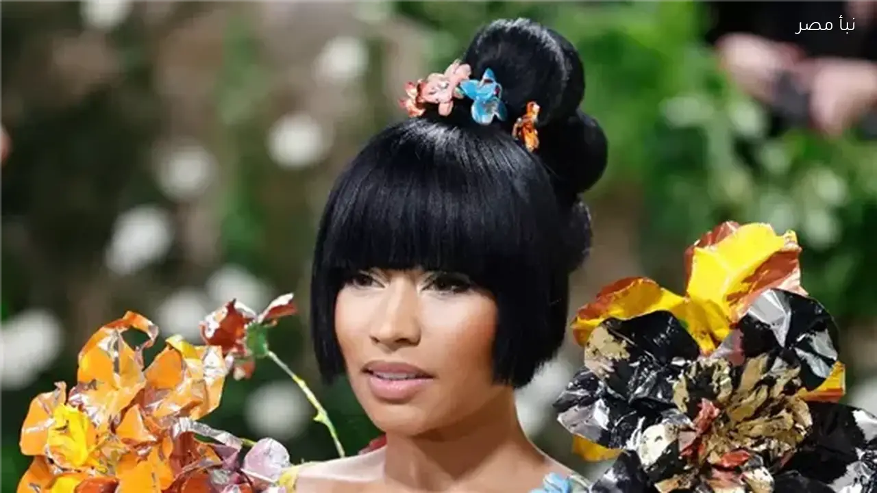 نيكي ميناج تروي تفاصيل مثيرة عن طقوس غامضة لبعض صناع الموسيقى