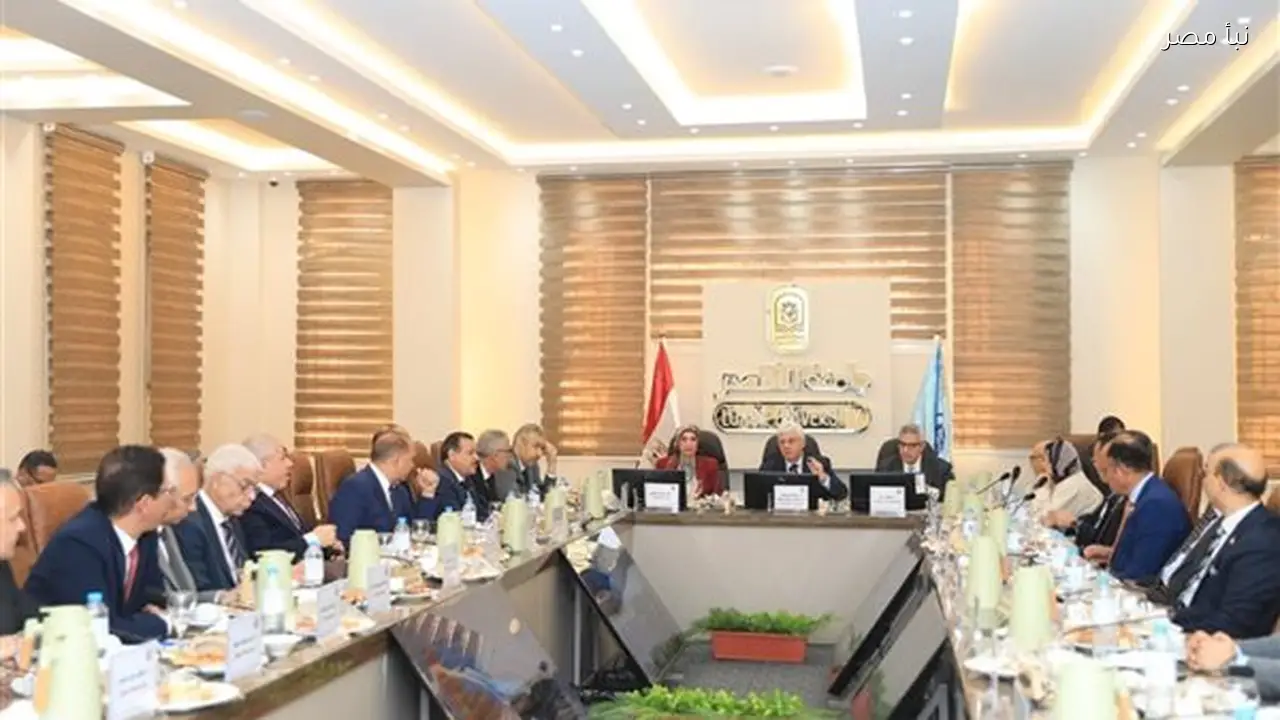 وزير التعليم العالي يترأس اجتماع المجلس الأعلى للجامعات ويحث على سرعة إعلان النتائج للطلاب